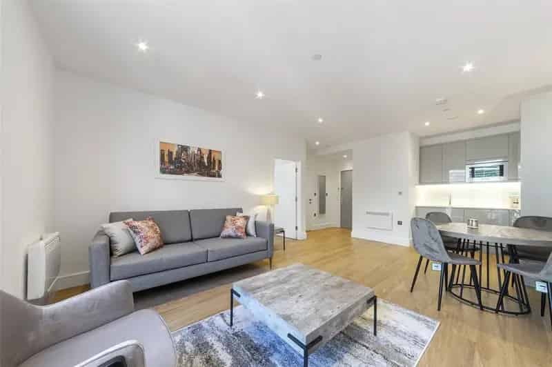 1 Bedroom Apartment Birmingham City Centre Luxury Gym Concierge