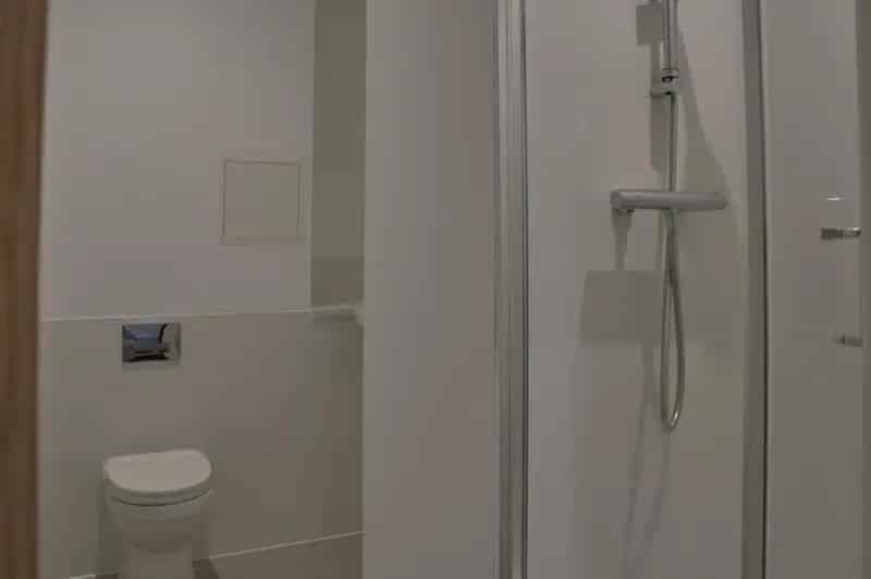 1 Bedroom Ground Floor Flat Near Cabot Circus