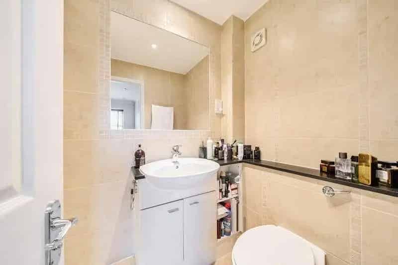 4 Bed House for Sale Longfield Avenue