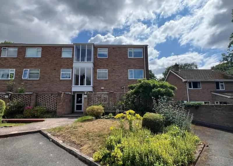 2 Bedroom Apartment for Sale Near Sutton Park