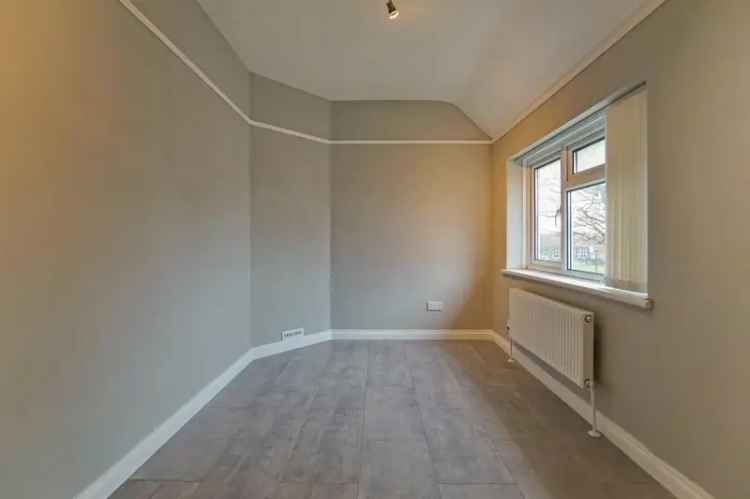 3 Bedroom Semi Detached House Southmead