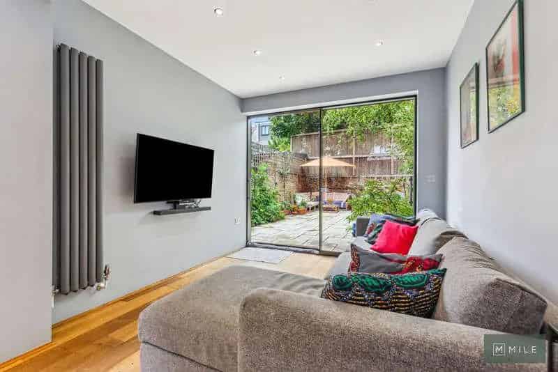 2 Bed Flat for Sale in Kensal Rise