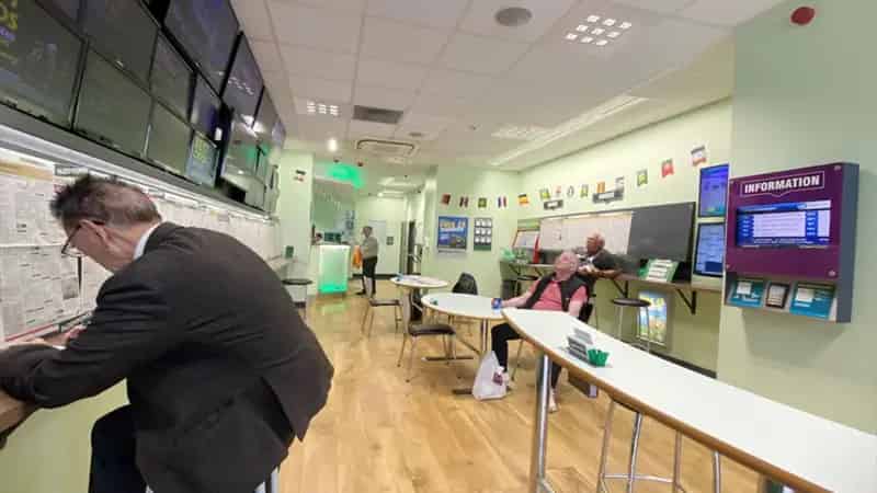 Aberdeen City Centre Retail Investment - Paddy Power Leasehold