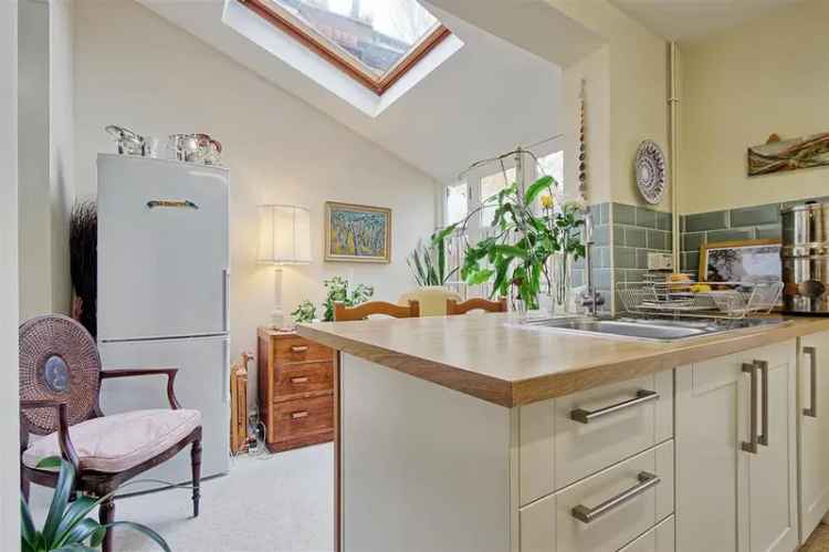 3 Bedroom Terraced House for Sale in Cambridge