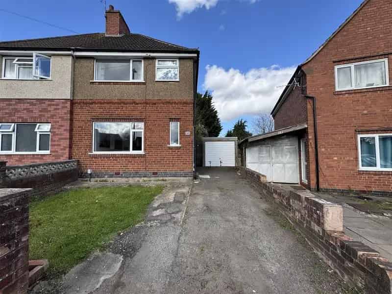 3 Bedroom Semi-Detached House for Sale