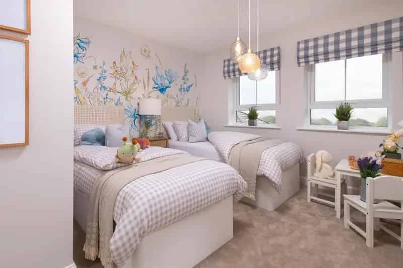 4 Bed Detached House For Sale