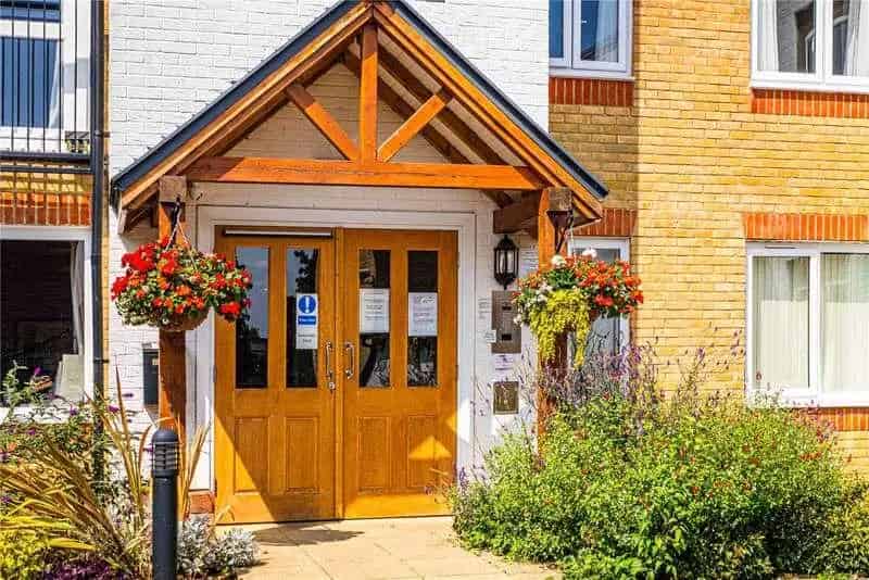 2 Bed Retirement Apartment Berkhamsted High Street
