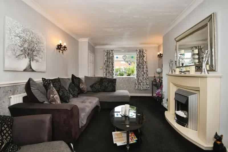 3 Bed Semi Detached House For Sale