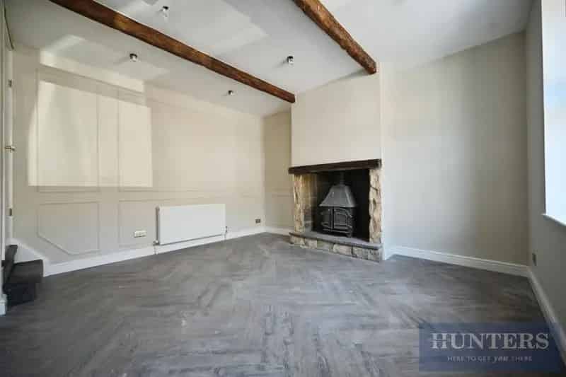 Fully Renovated 2-Bedroom House To Let Yeadon