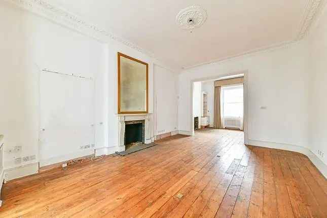 Flat for sale in Onslow Gardens, London SW7