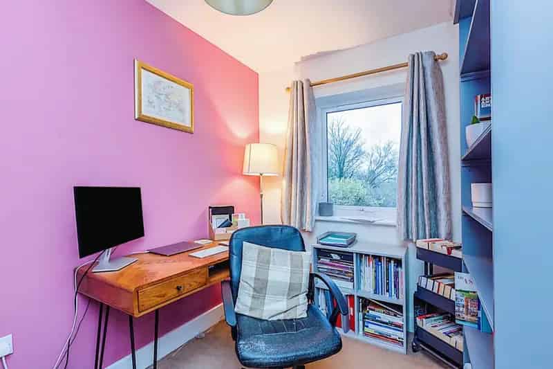3 Bed Apartment with Balcony and Parking