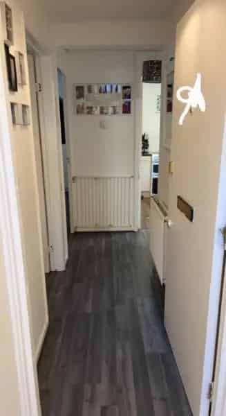 1 Bedroom Ground Floor Flat Near Shops and Amenities
