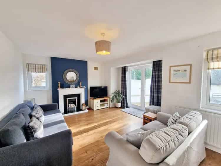 3 Bedroom House Falmouth Near Swanpool Beach