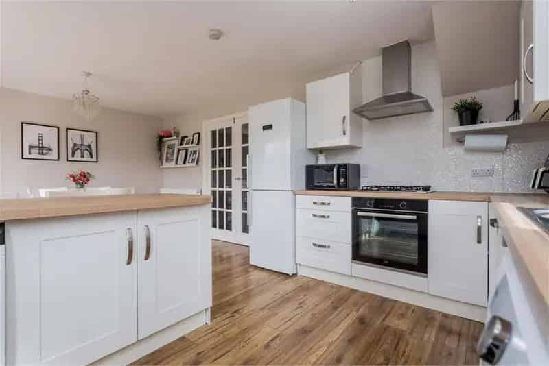 3 Bed Semi Detached House Ralston Drive