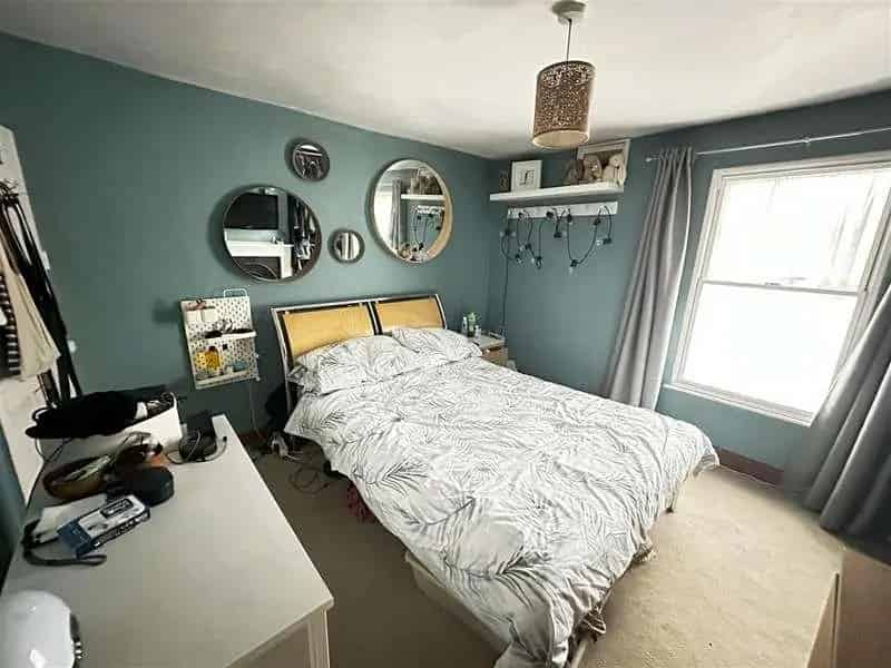 2 Bed House for Sale in Hounslow