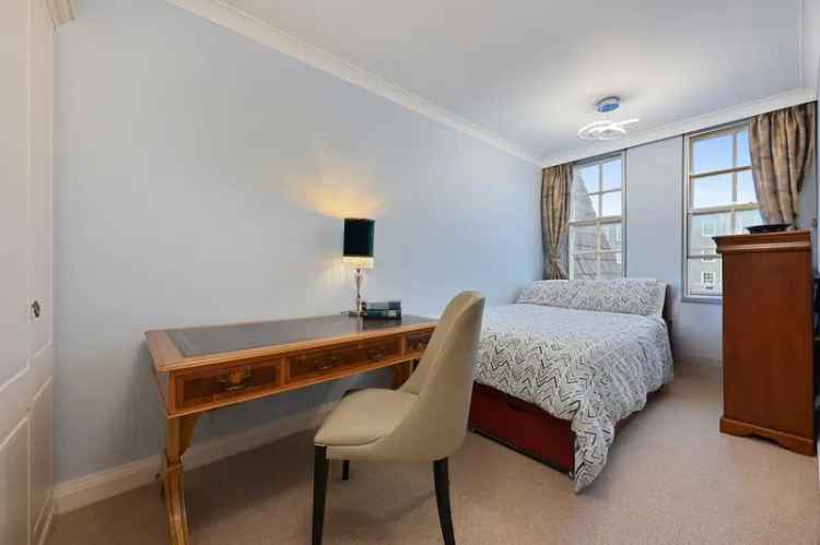 2 Bedroom Flat for Sale near St John's Wood Station