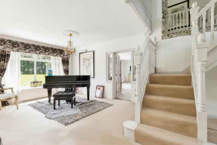 Family Home with Indoor Pool and Mature Gardens