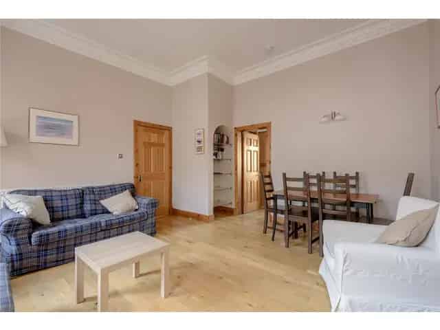 3 Bedroom Flat for Sale in North Berwick