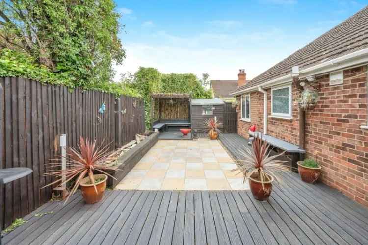 Modern Detached Bungalow 4 Beds Family Home