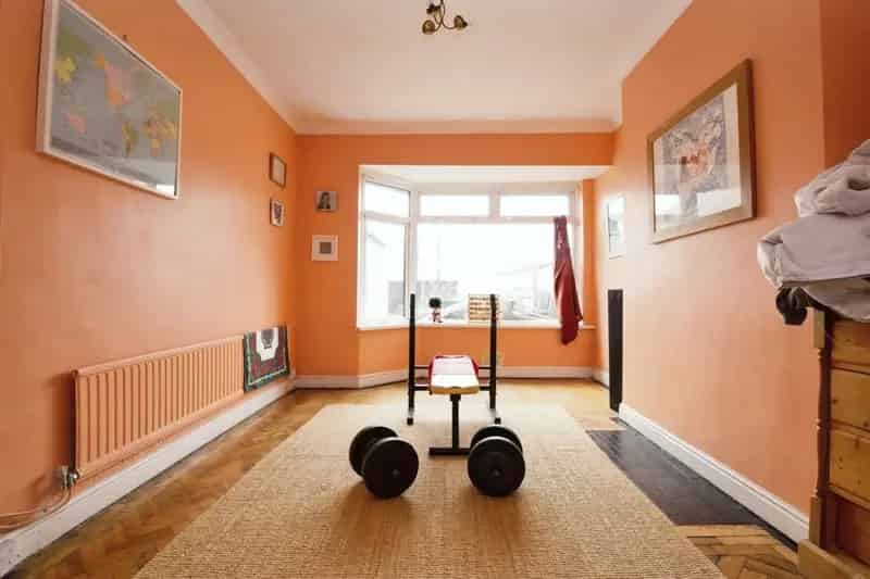 3 Bedroom Terraced House Grangetown Cardiff River Taff Views
