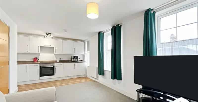 1 Bedroom Apartment for Sale