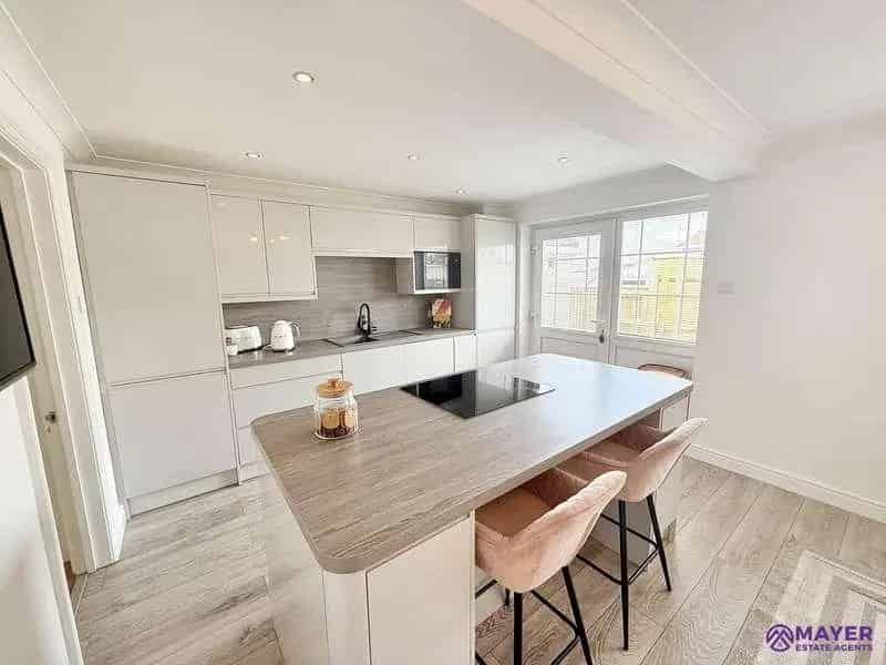 3 Bed Semi Detached House for Sale in Plympton