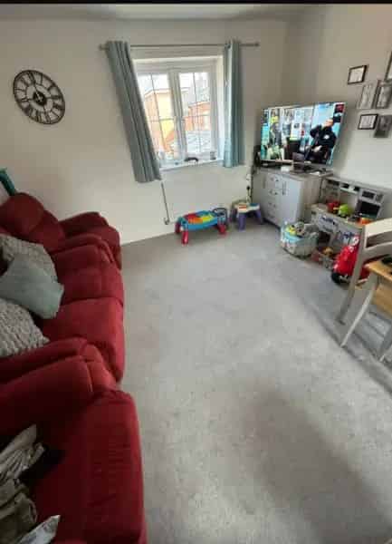 Coach House 2 Double Bedrooms Open Kitchen Car Port
