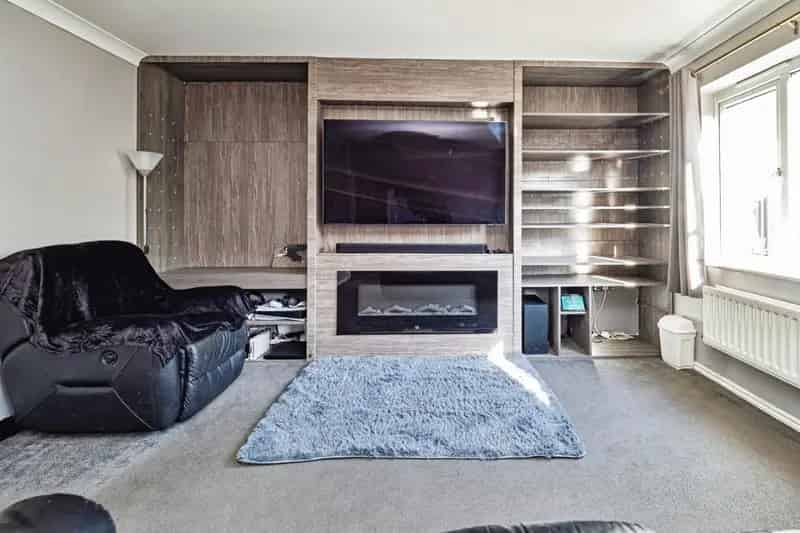 4-Bed Detached House Kingswood Hull Solar Panels EV Charging Garage