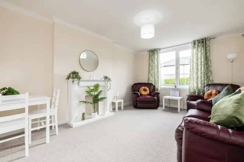 2 Bedroom Flat for Sale Near Foresterhill Hospital