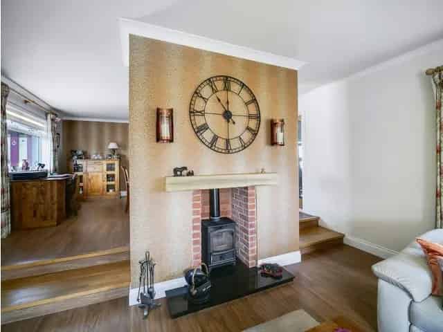 3 Bedroom Bungalow for Sale in Greenfaulds Estate