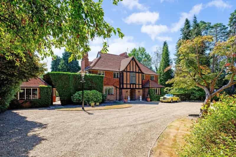 9 bedroom detached house for sale