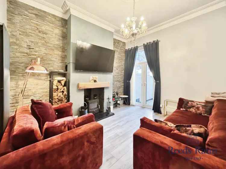 4 Bedroom Mid Terrace House For Sale East Riding Of Yorkshire HU9