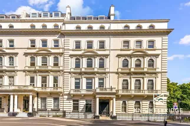Terraced House for Sale in Princes Gate London SW7
