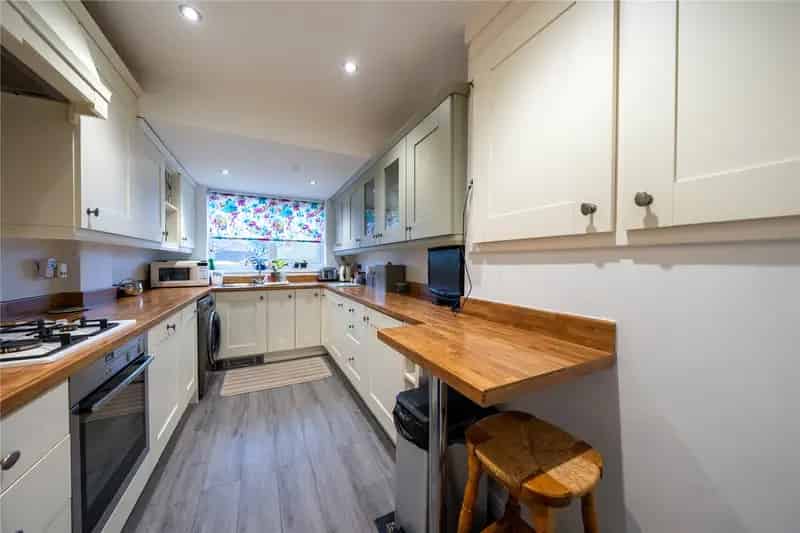 Chain Free True Bungalow Two Bedrooms Modern Interior Garden Parking Garage