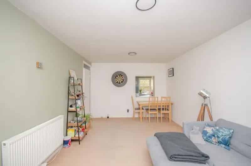 2 Bedroom Flat for Sale in Downend