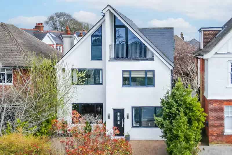 4 Bedroom Detached House for Sale Dyke Road Brighton