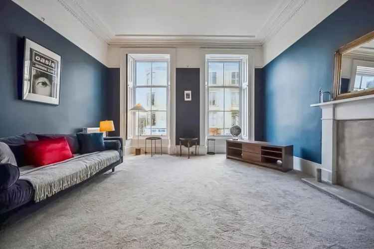 2 Bedroom Furnished Flat to Rent in West End