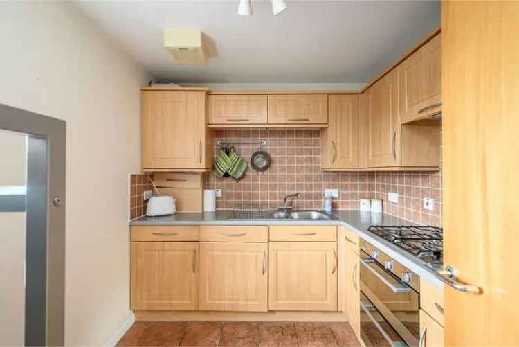 2 Bed Flat - Third Floor with 1 Reception Room