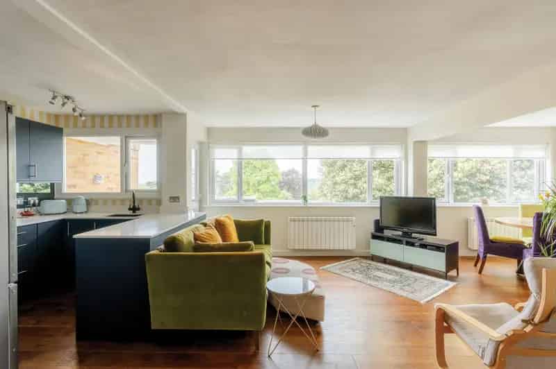 2 Bedroom Flat for Sale in Sneyd Park