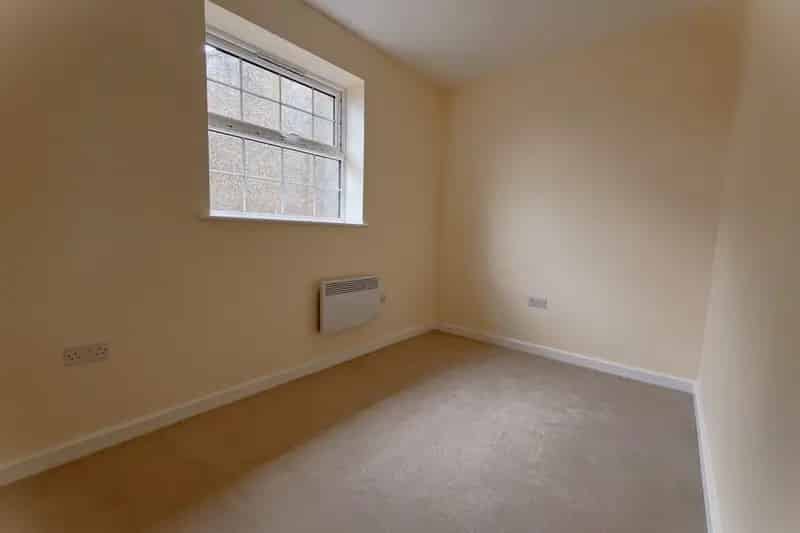 Stunning 2-Bedroom Apartment March Town Centre July 2025