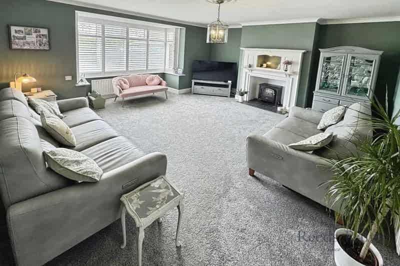 3 Bedroom Detached House Brayton North Yorkshire