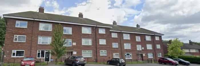 3 bed flat in Crowwood