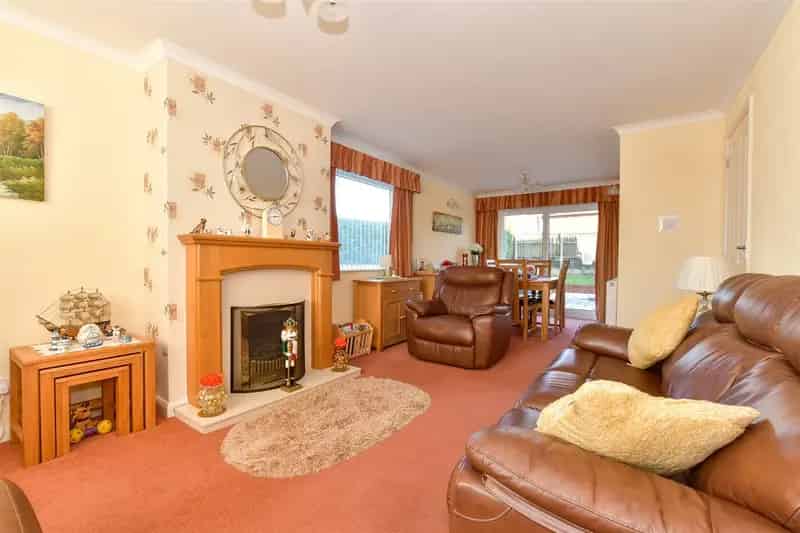 3 Bedroom Chalet Bungalow for Sale in Seaview
