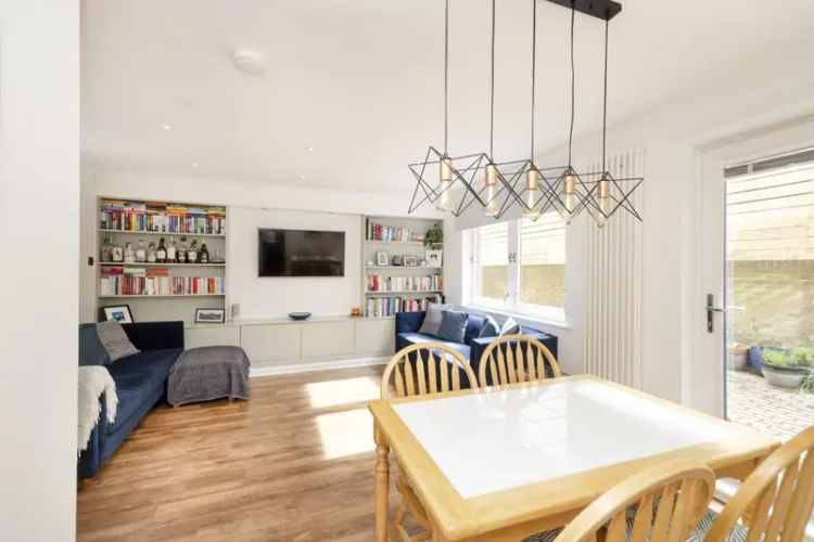 3 Bedroom Apartment for Sale Near City Centre