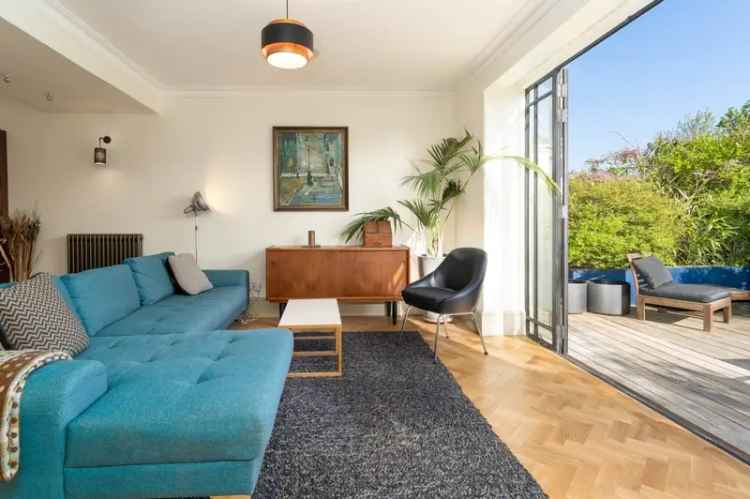 4 Bedroom Detached House to Rent Brighton