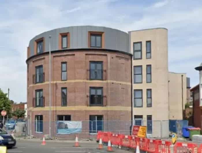 1 Bed Flat Crosby - Central Location - Unfurnished