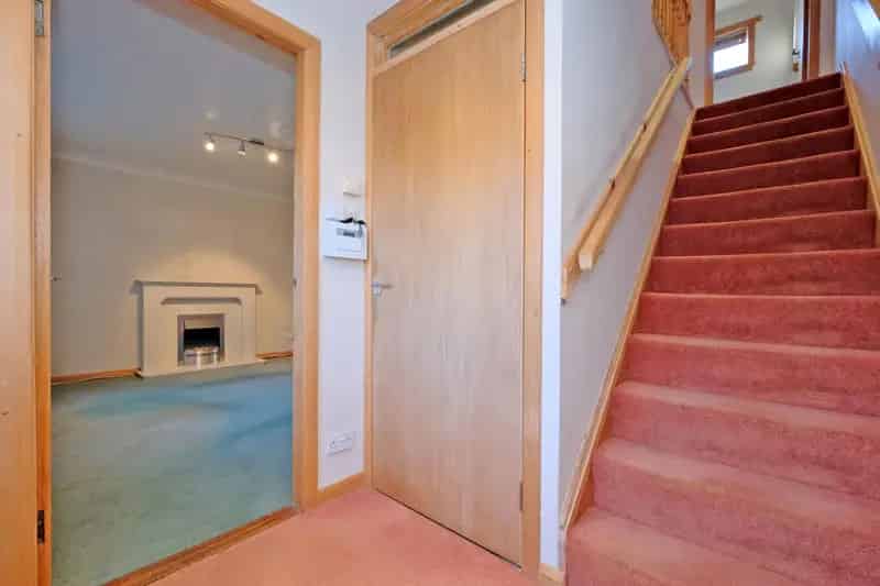 3 Bedroom Mid Terrace House for Sale in Peterculter