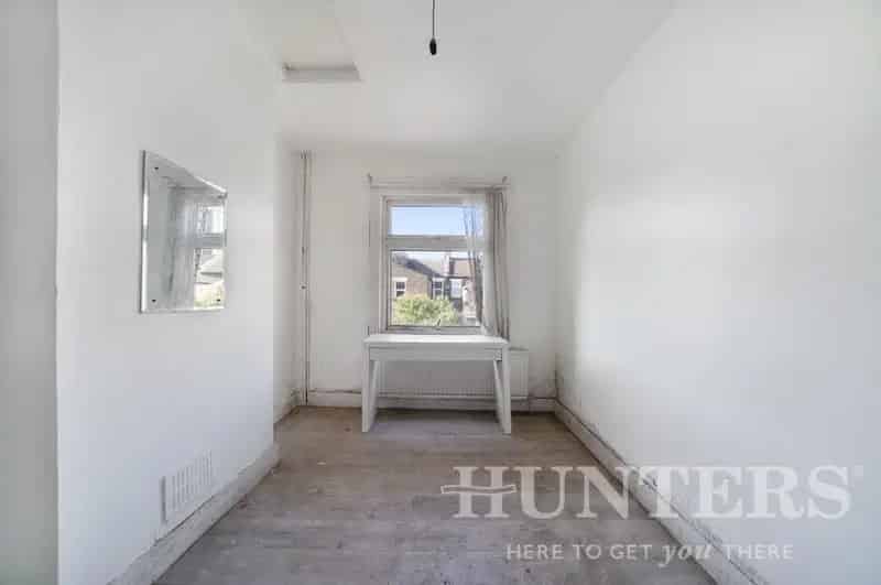 3 Bed Terraced House Renovation Project Near Excellent Schools and Transport