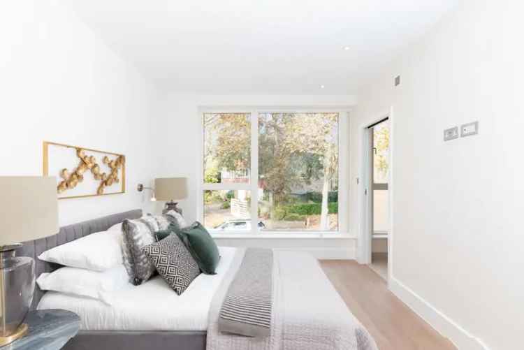 House For Sale in London, England