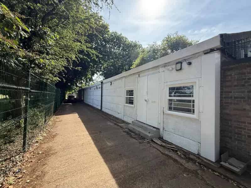 Industrial property For Rent , London, England